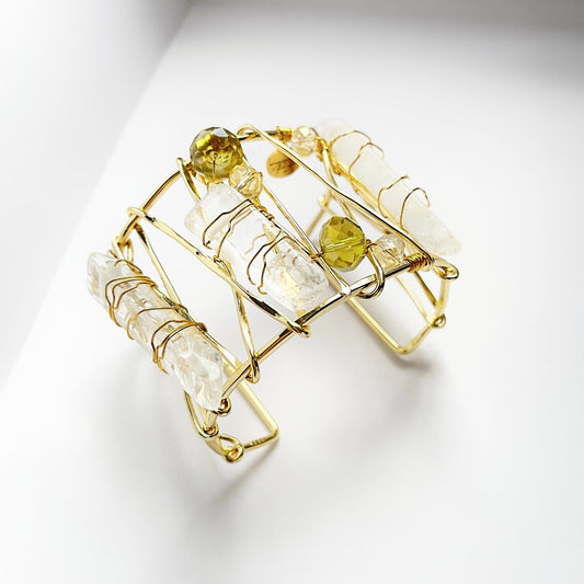 'Encanta' Ethereal Quartz Wire Bangle